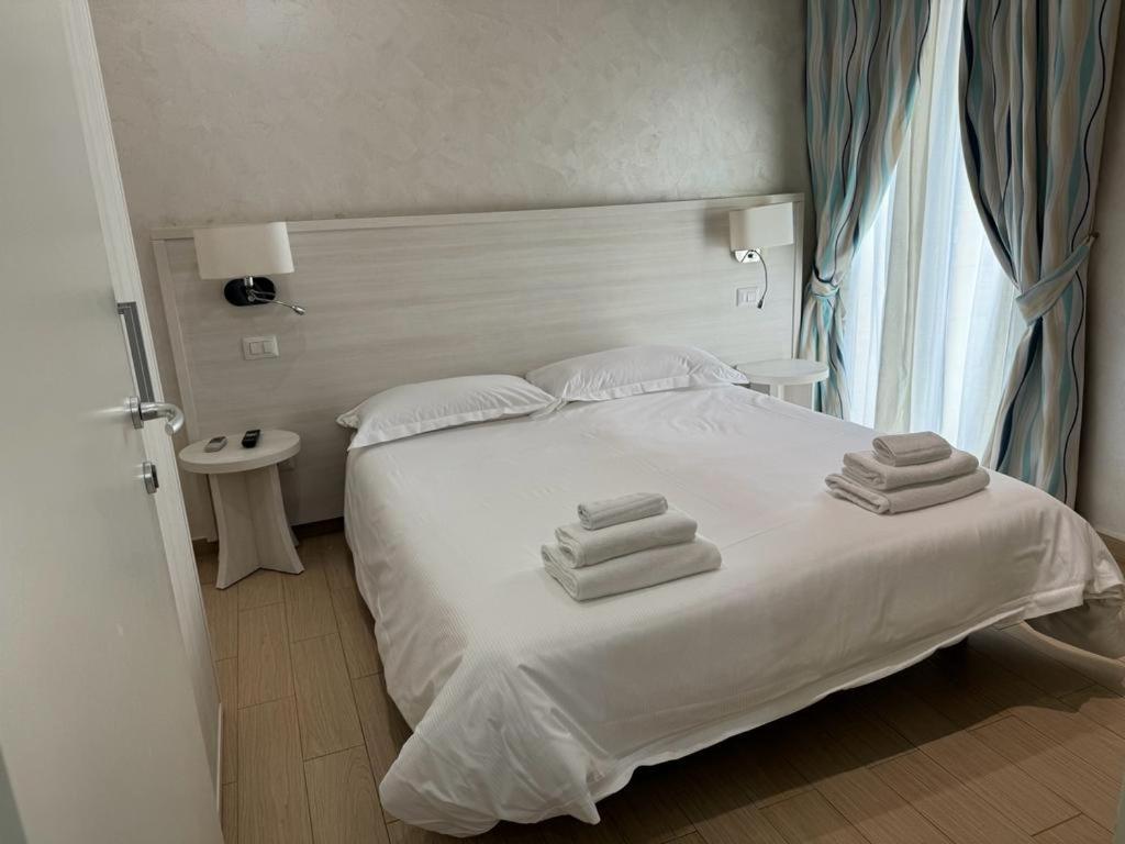Marina Beach Aparthotel Rimini Luaran gambar
