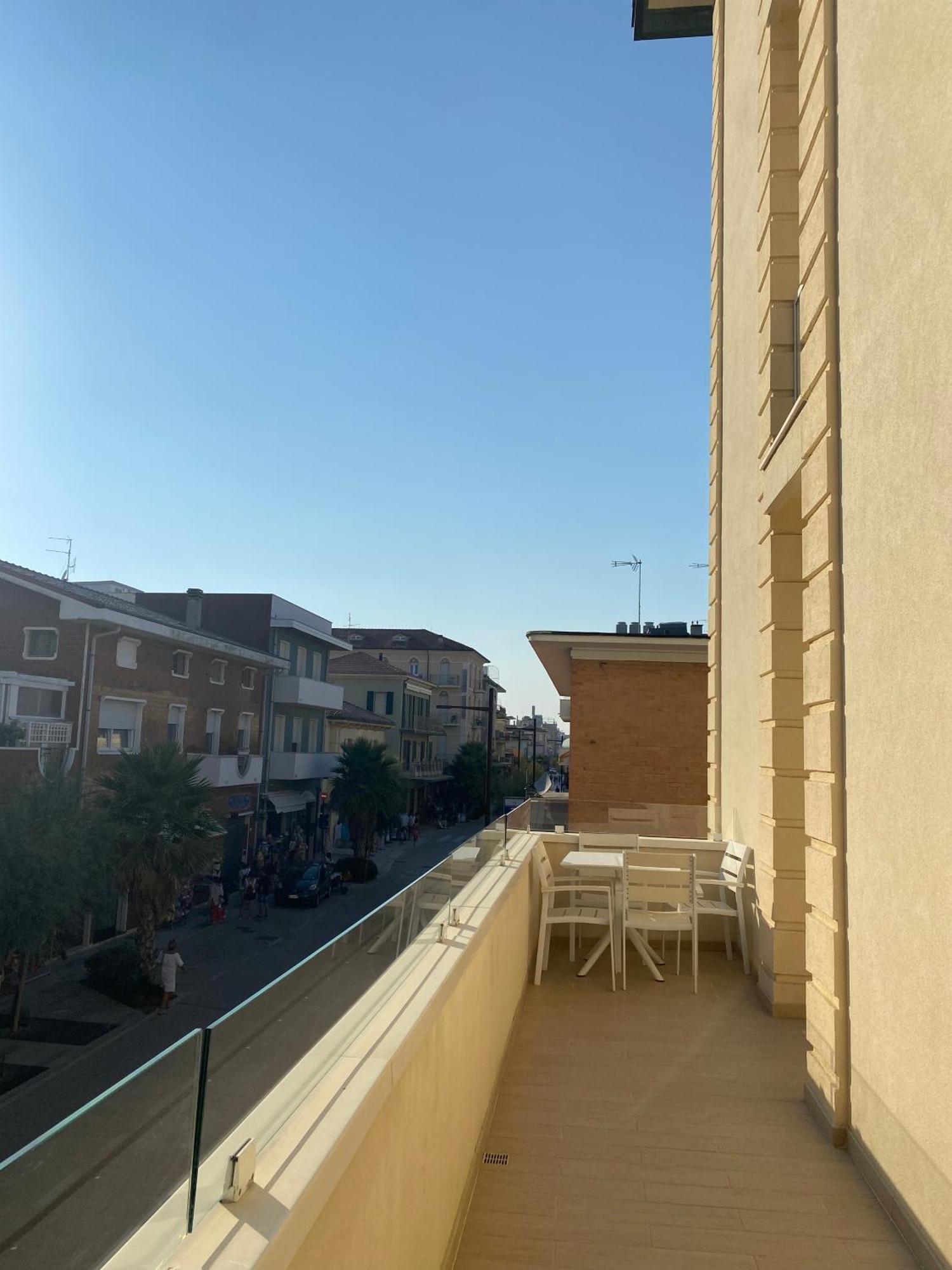 Marina Beach Aparthotel Rimini Luaran gambar
