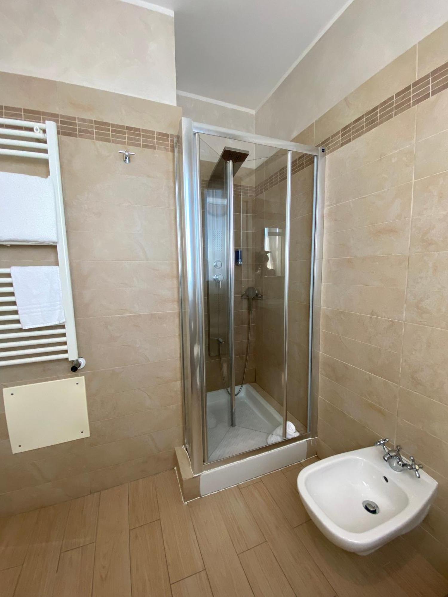 Marina Beach Aparthotel Rimini Luaran gambar