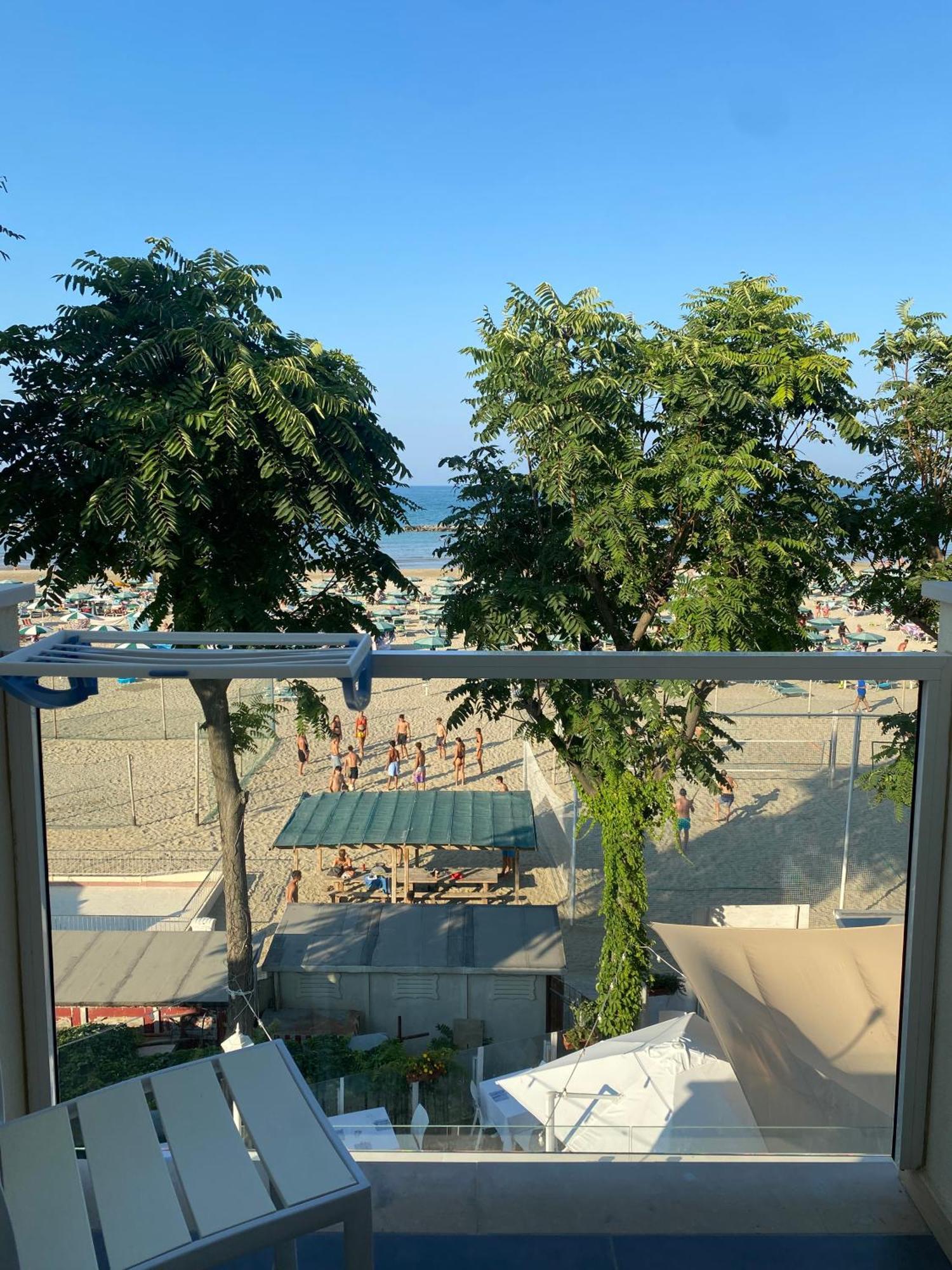 Marina Beach Aparthotel Rimini Luaran gambar