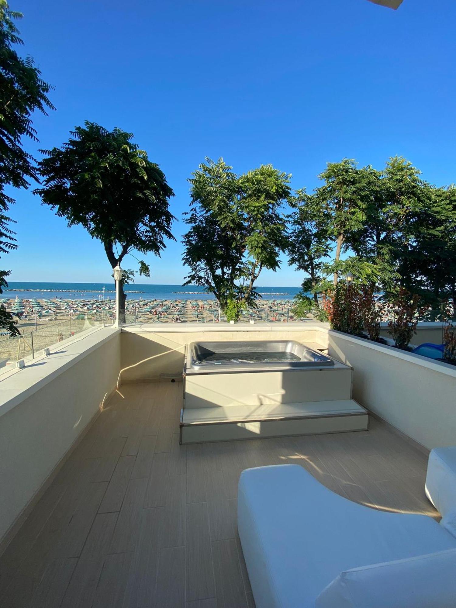 Marina Beach Aparthotel Rimini Luaran gambar